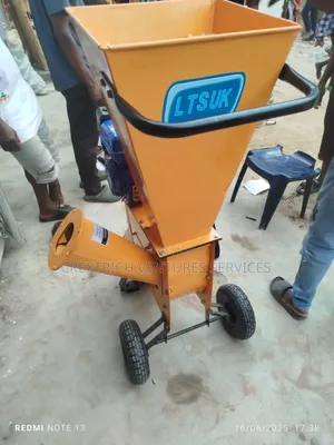 Wood Chaff Cutting Machine