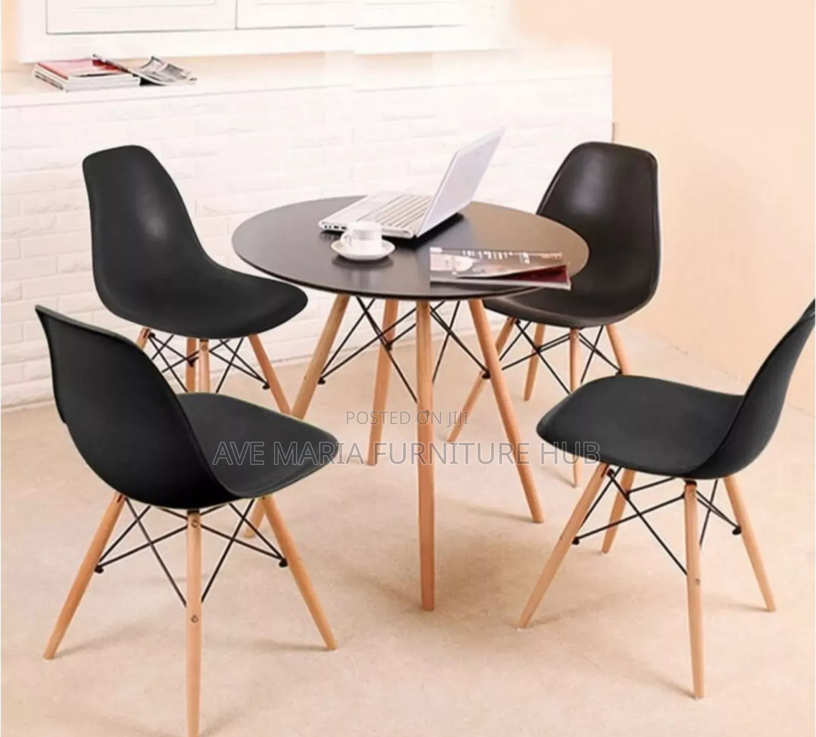 Wooden Round Dining Table With 4 Chairs.
