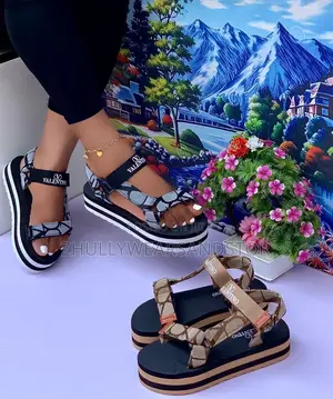 High Quality Luxury Sandals