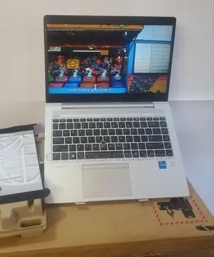 New Laptop HP EliteBook 735 G6 12GB Intel Core I5 SSD 256GB
