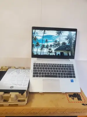 New Laptop HP EliteBook 735 G6 12GB Intel Core I5 SSD 512GB
