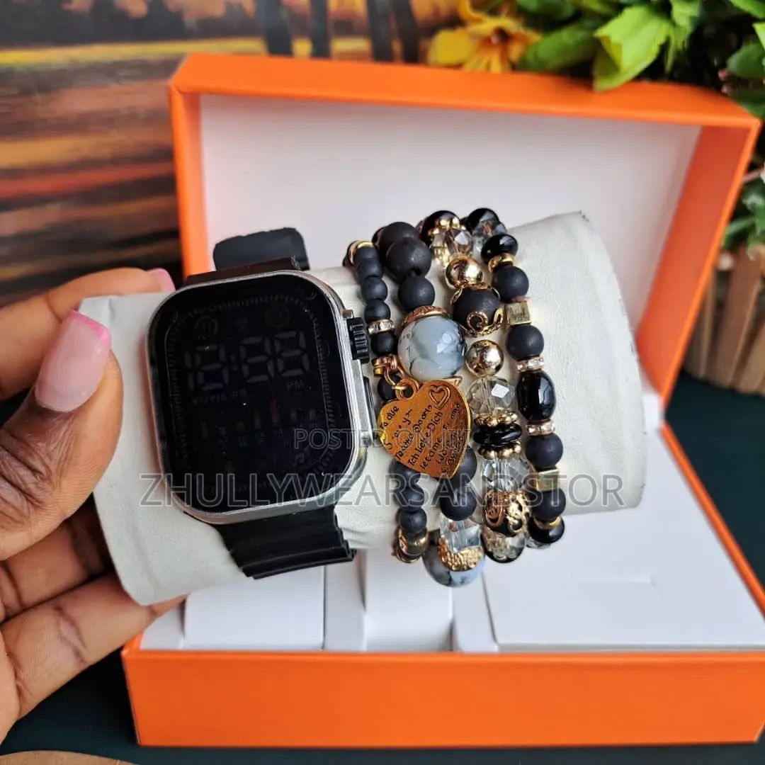 High Quality Wristwatch With Bead