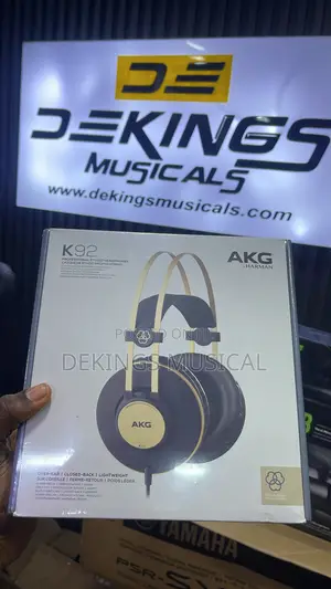 Akg Closed-Back Studio Headphones