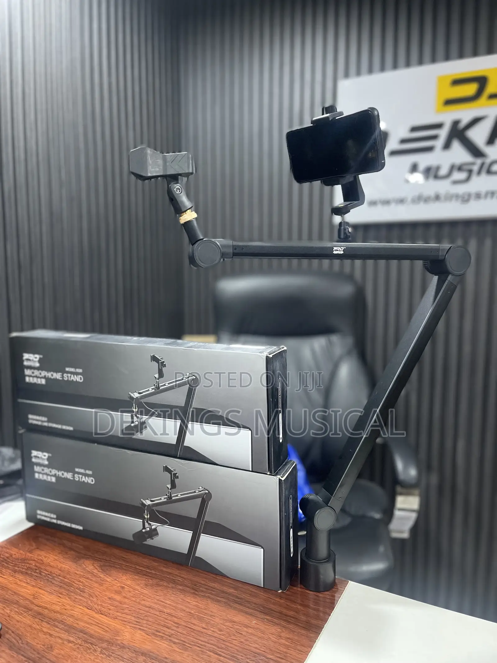Adjustable Desktop/ Table Podcast Microphone Boom Stand Is20