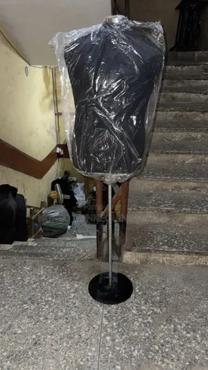Black Body Male Body Form With Round Metal Base