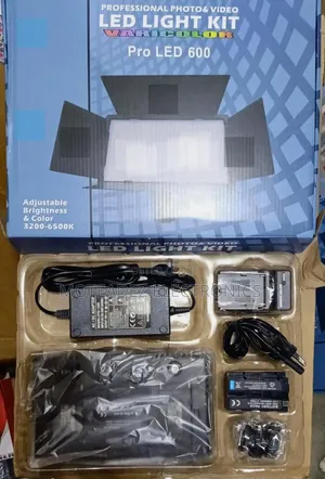 Pro Led 600 Photo and Video Led Light Kit With Tripod Stand