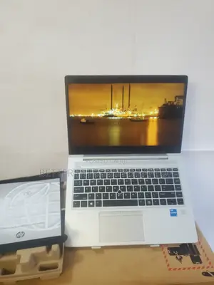 New Laptop HP EliteBook 740 G1 8GB Intel Core i5 SSD 256GB