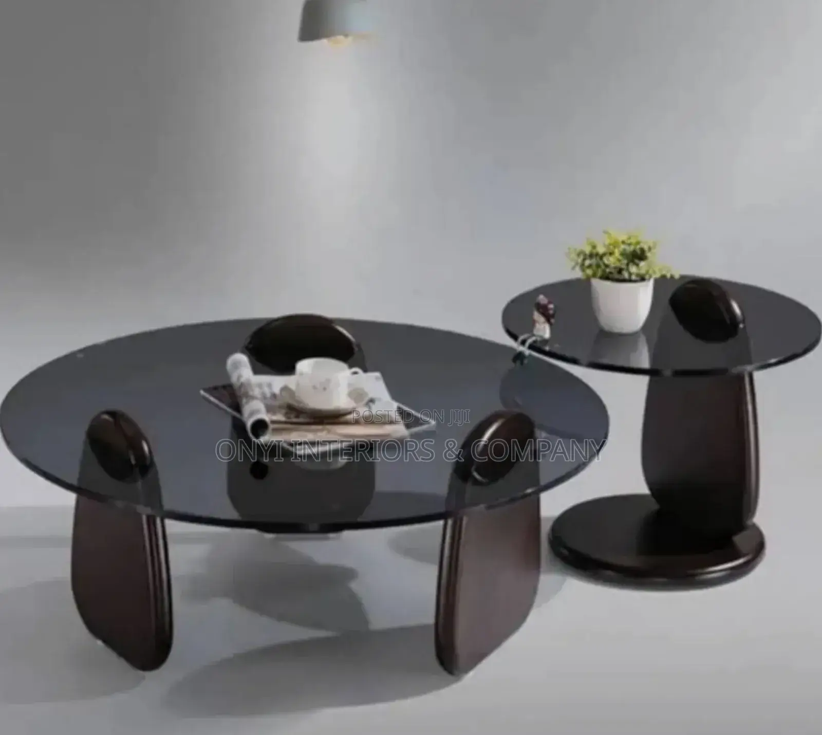 Modern Classy Centre Table With Stool