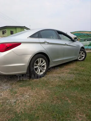 Hyundai Sonata 2012 Silver