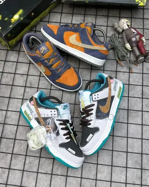 Nike Sb Dunk Low Sneakers