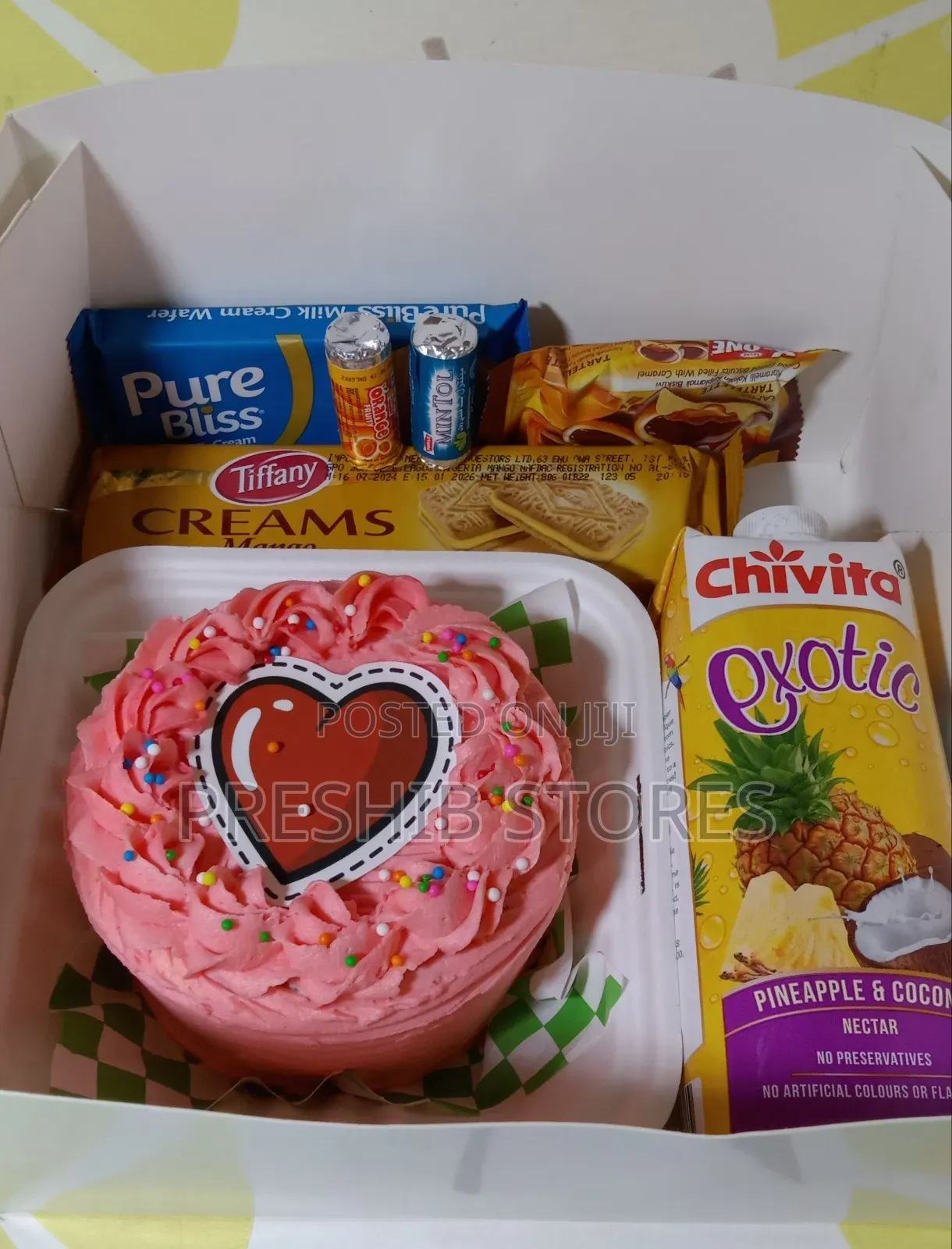 Cake Treat Gift Box