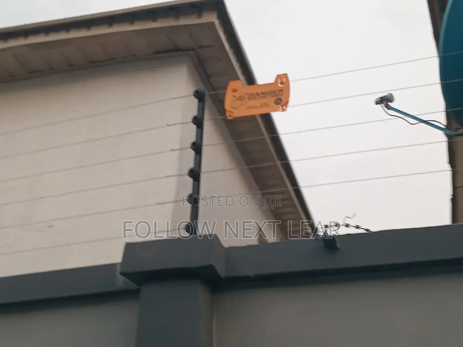Electric Fence Installer
