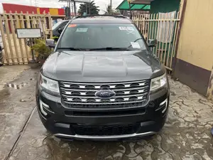 Ford Explorer XLT 4dr 4x4 (2.3L 4cyl 6A) 2017 Gray