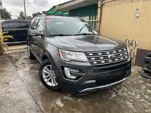 Ford Explorer XLT 4dr 4x4 (2.3L 4cyl 6A) 2017 Gray