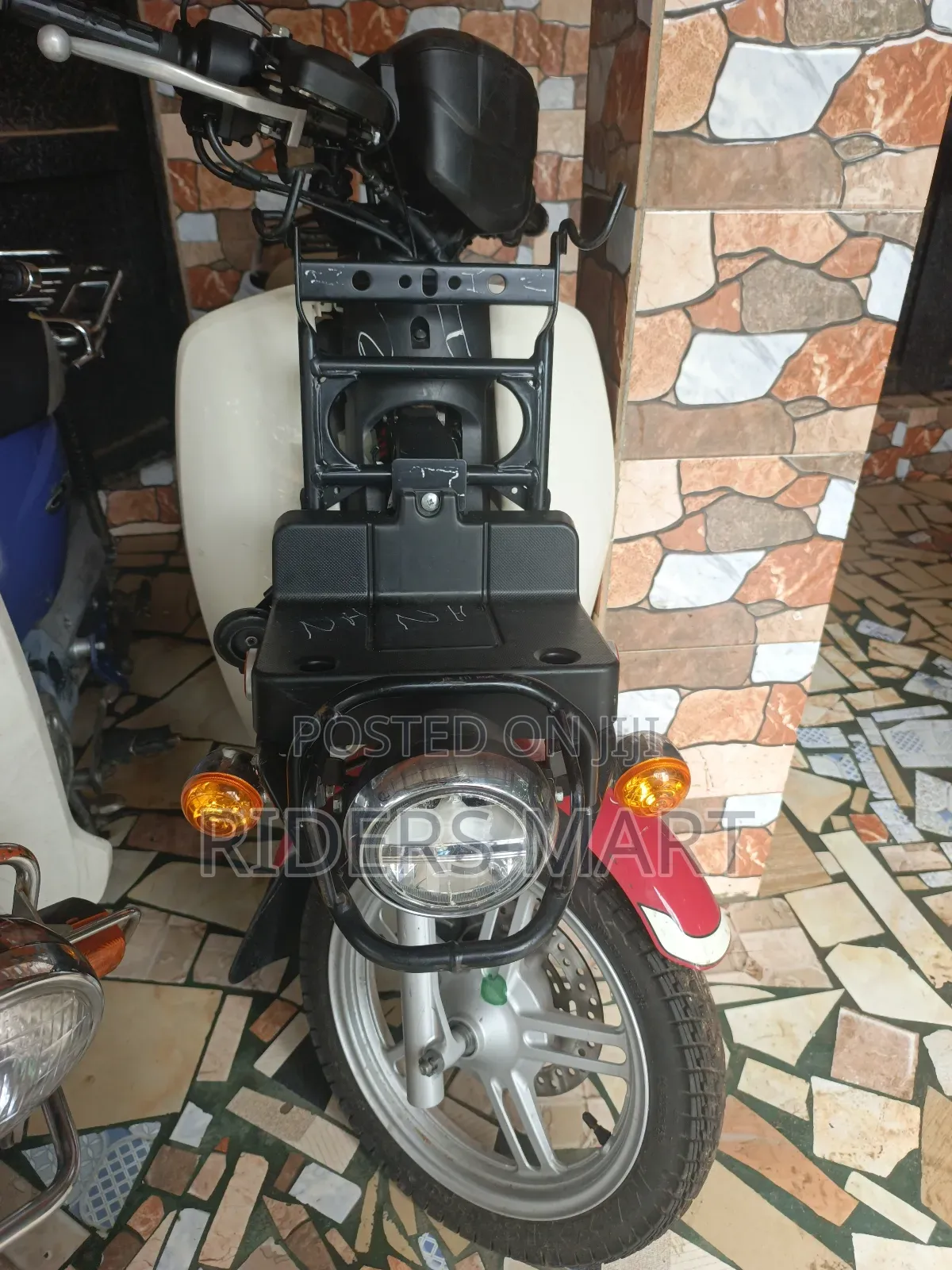 Honda 2023 Red