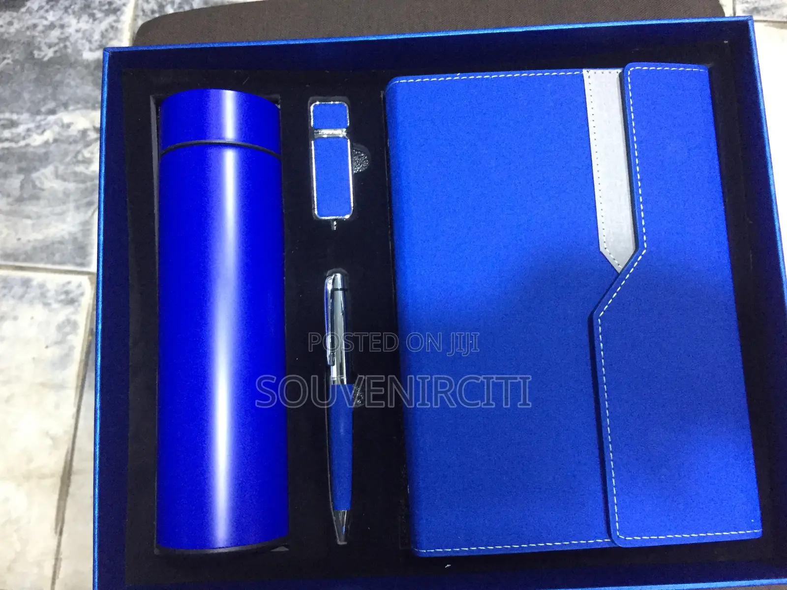 4pcs Corporate Gift Set Available