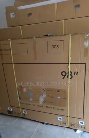 Riotouch 98" Uhd Flat Panel.