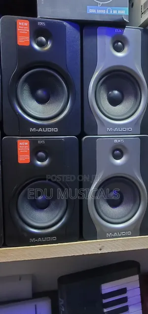 M Audio Monitor