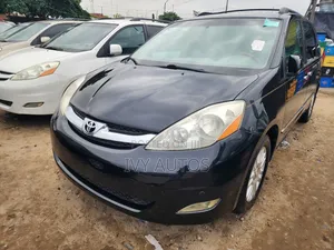 Toyota Sienna XLE AWD 2009 Black