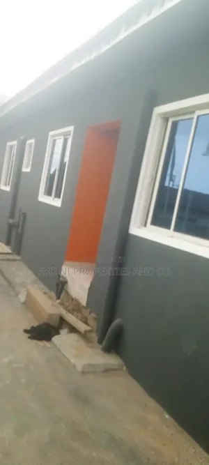 1bdrm Apartment in Mile 12 Kosofe Ketu for rent