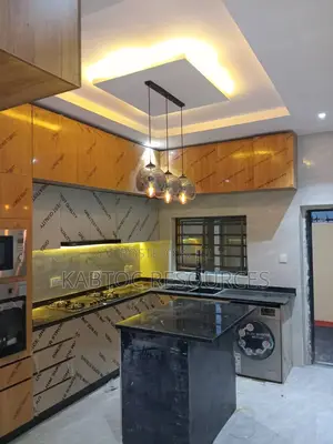 4 Bedroom Duplex
