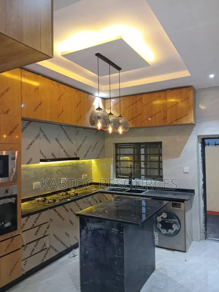 4 Bedroom Duplex