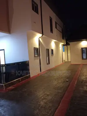 4 Bedroom Duplex