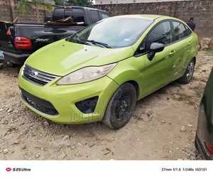 Ford Fiesta 2013 Green