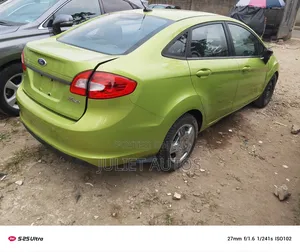 Ford Fiesta 2013 Green