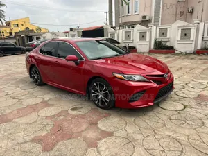 Toyota Camry SE Nightshade FWD 2020 Red