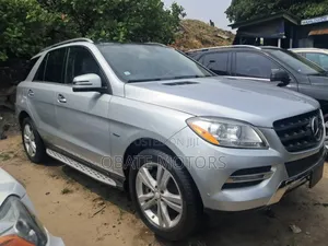 Mercedes-Benz M Class ML350 4dr SUV (3.5L 6cyl 7A) 2015 Silver