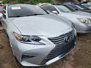 Lexus ES 2016 Silver