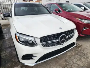 Mercedes-Benz GLC-Class 2017 White