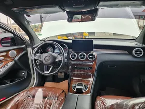 Mercedes-Benz GLC-Class 2017 White