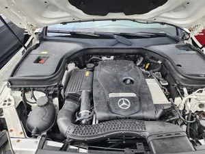 Mercedes-Benz GLC-Class 2017 White