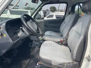 Toyota HiAce 2008 White