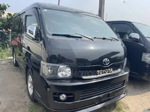 Toyota HiAce 2011 Black