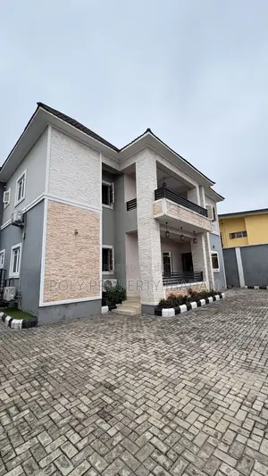 5bedroom Shortlet Apartment at Bodija