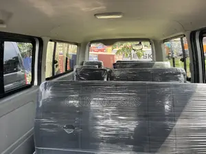 Toyota HiAce 2010 Silver