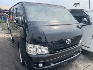 Toyota HiAce 2012 Black
