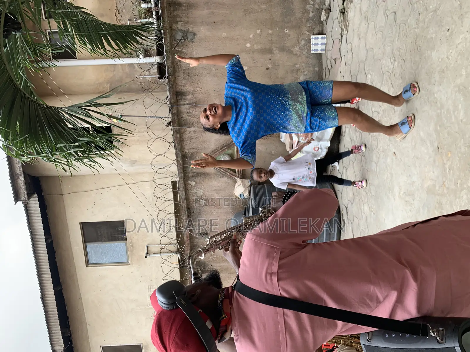 Saxophonist for Surprise