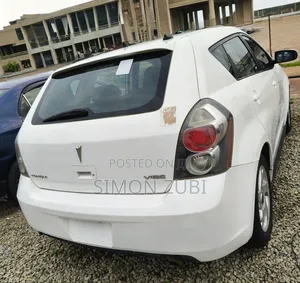 Pontiac Vibe 2009 White