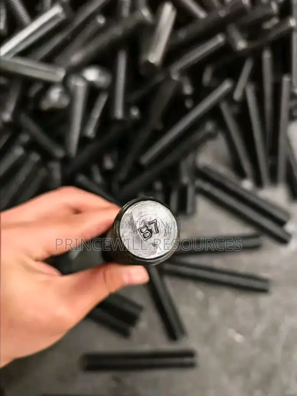 Bolt and Nut With Washers Quality Grade