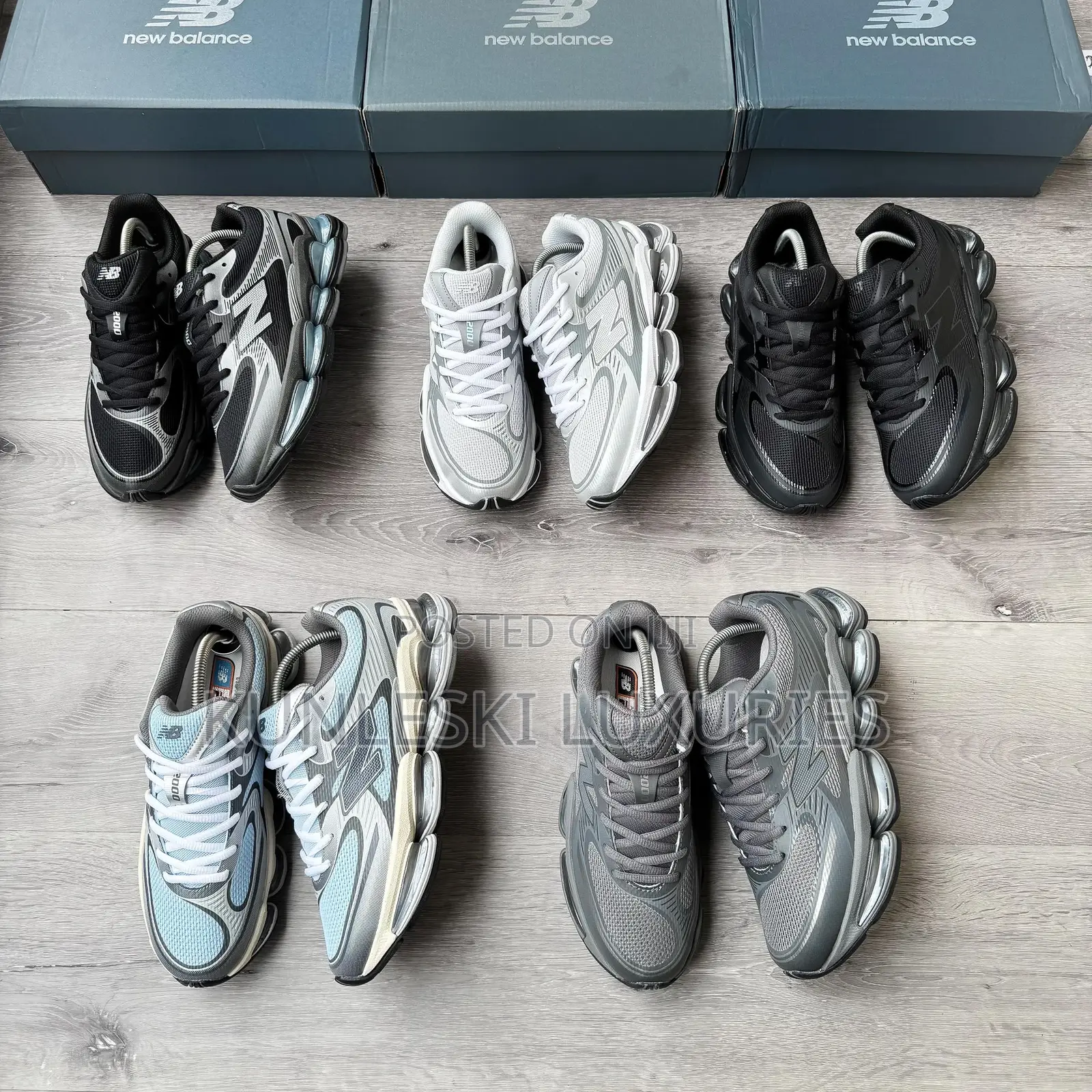 Original New Balance Abzorb 2000 Sneakers Collection