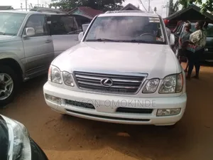 Lexus LX 470 AWD 2005 White