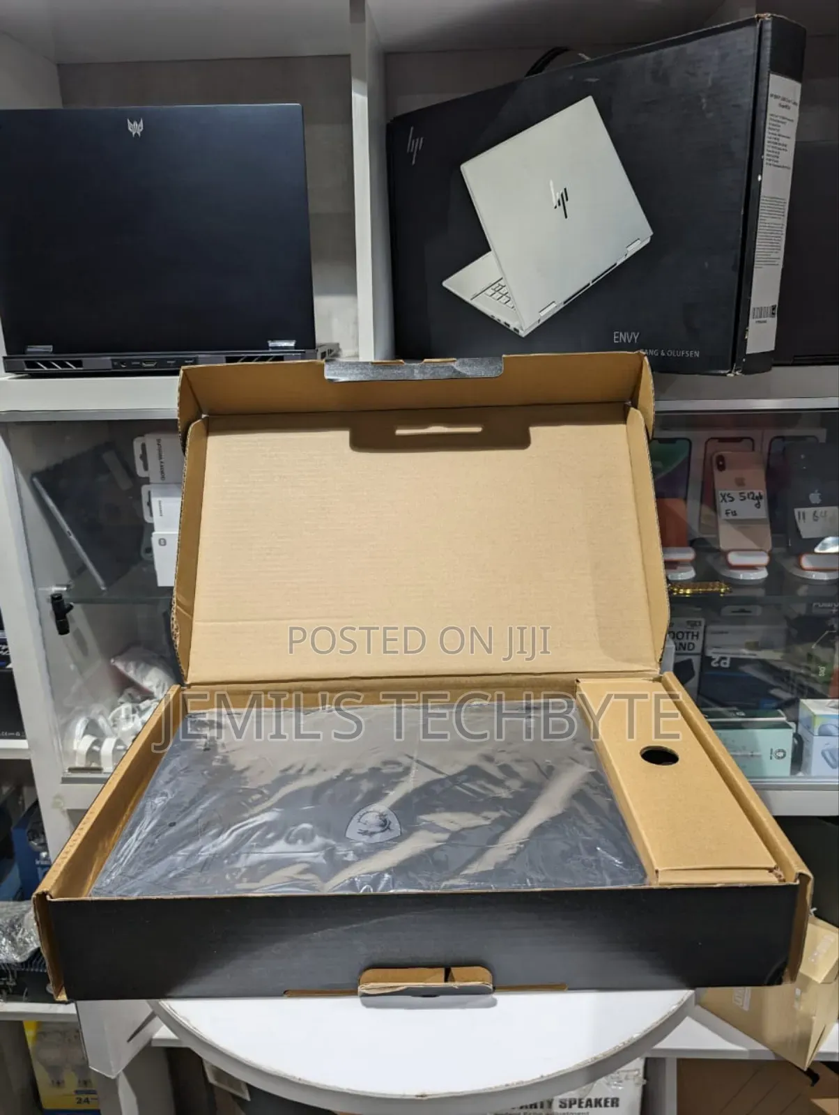 New Laptop MSI Pulse GL66 32GB Intel Core I7 SSD 1T