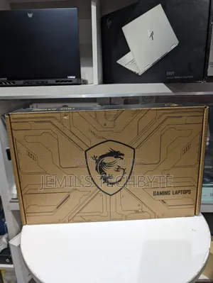 New Laptop MSI Pulse GL66 32GB Intel Core I7 SSD 1T