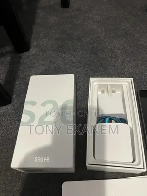 Photo - Samsung Galaxy S20 FE 128 GB