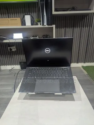 Laptop Dell Precision 5550 16GB Intel Core I7 SSD 1T