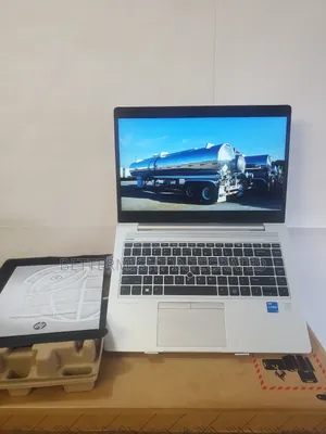 Photo - New Laptop HP EliteBook 735 G6 32GB Intel Core I5 SSD 1T